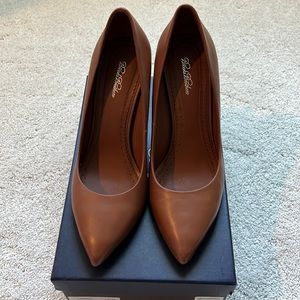 Brooks Brothers Leather Brown Pumps